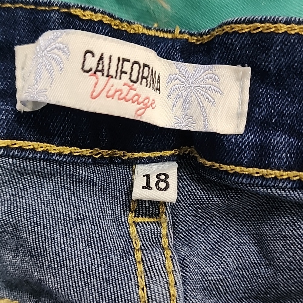 California Vintage Jean shorts size 18 (350) - Picture 2 of 3
